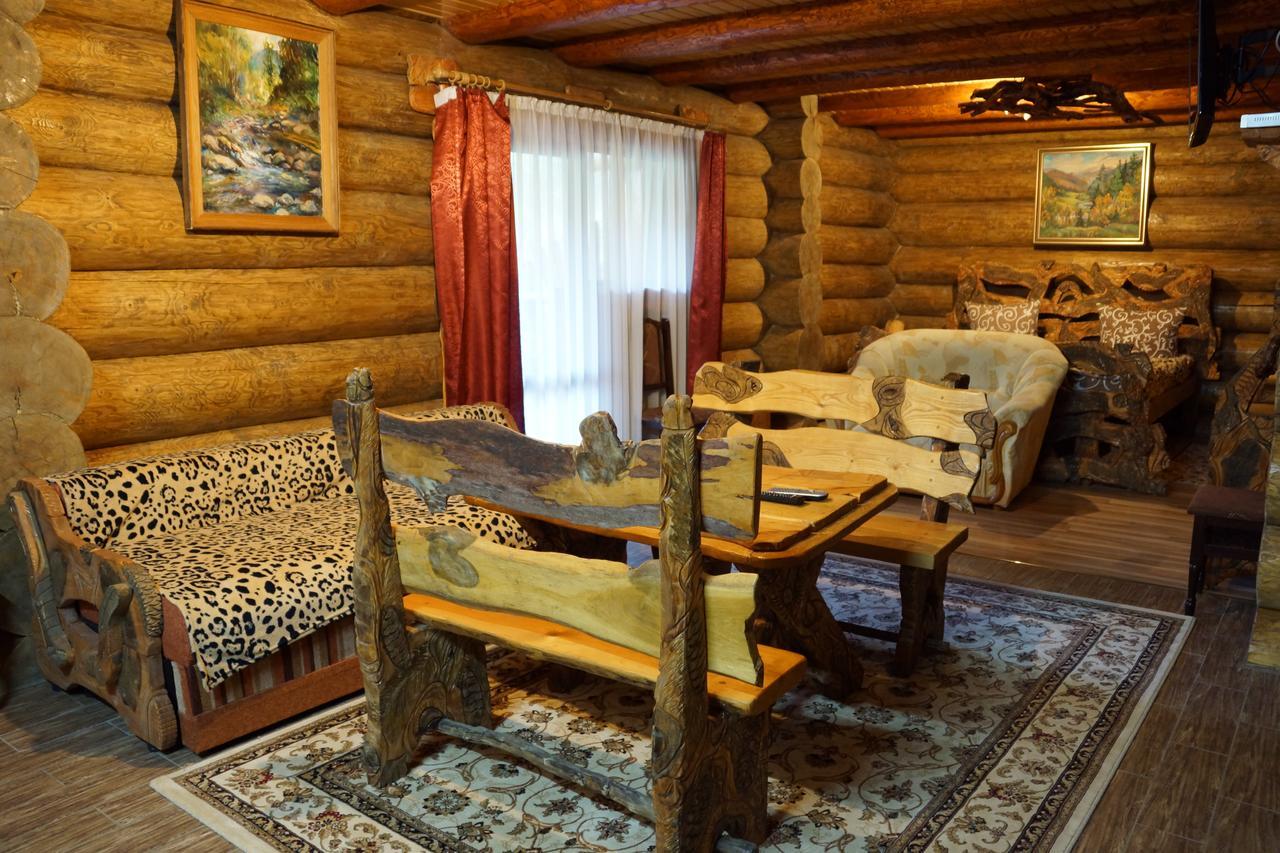 Hotel Bilochka Lisarnya Esterno foto